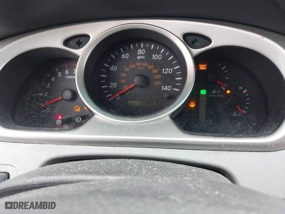 2005 Toyota Highlander with VIN JTEDP21A050085215, listed as a IAAI auction lot 41807809 with 133,953 mi miles. Bid and sale history available at carsss.com. Image 7.