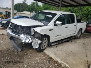 2011 Nissan Titan SL z VIN 1N6BA0ED7BN325135, wystawiony jako Copart lot #56690965 z przebiegiem 137 627 mil mil oraz Szkoda całkowita • Salvage title. Historia ofert i sprzedaży dostępna na DreamBid. Obrazek 1.