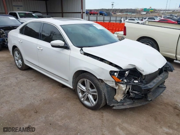 2013 Volkswagen Passat TDI SEL Premium with VIN 1VWCN7A3XDC118087, listed as a IAAI auction lot 41780198 with 305,872 mi miles. Bid and sale history available at carsss.com. Image 1.
