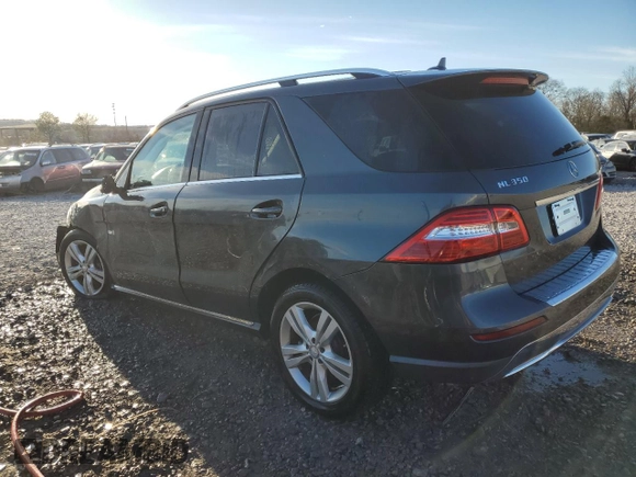 2013 Mercedes-Benz M 350 with VIN 4JGDA5JB8DA256832, listed as a Copart auction lot 47493005 with 72,233 mi miles and Salvage Title. Bid and sale history available at DreamBid. Image 2.