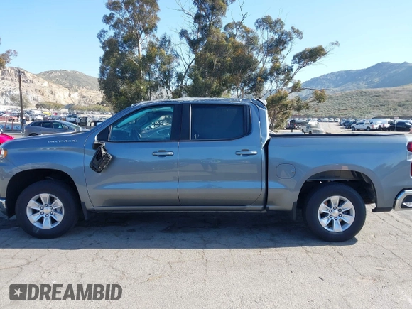 2020 Chevrolet Silverado 1500 LT with VIN 3GCPWCEKXLG437724, listed as a IAAI auction lot 41966035 with 40,024 mi miles. Bid and sale history available at carsss.com. Image 14.