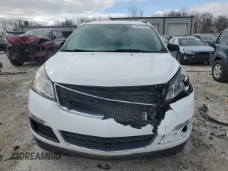 2016 Chevrolet Traverse LS z VIN 1GNKRFED0GJ203317, wystawiony jako Copart lot #52224485 z przebiegiem 144 729 mil mil oraz Czysty tytuł • Clean title. Historia ofert i sprzedaży dostępna na DreamBid. Obrazek 5.