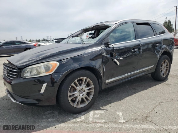 2014 Volvo XC60 3.2L with VIN YV4940DL8E2516941, listed as a Copart auction lot 53270135 with 40,853 mi miles and Salvage Title. Bid and sale history available at carsss.com. Image 1.