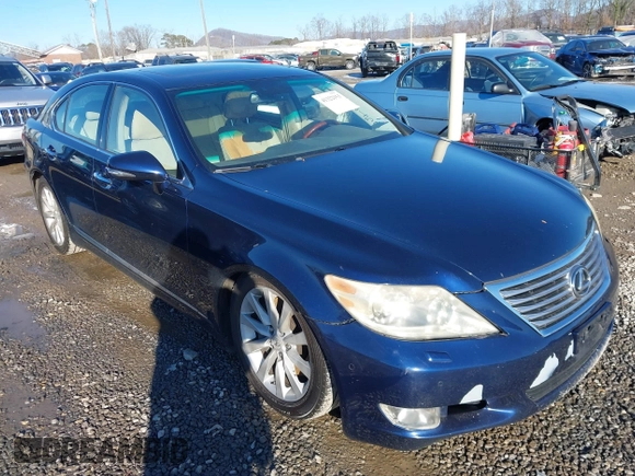 2010 Lexus LS 460 с VIN JTHCL5EFXA5005823, выставлен на аукционе IAAI как лот 41322153 с пробегом 194 886 миль миль и . История ставок и продаж доступна на DreamBid. Изображение 1.