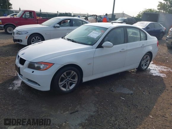 2008 BMW 3 Series 328xi с VIN WBAVC93578K042901, выставлен на аукционе IAAI как лот 42414519 с пробегом 157 959 миль миль и . История ставок и продаж доступна на DreamBid. Изображение 18.