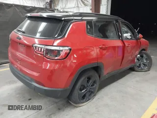 2021 Jeep Compass Altitude with VIN 3C4NJCBB4MT587363, listed as a IAAI auction lot 42540626 with 85,683 mi miles and . Bid and sale history available at DreamBid. Image 4.