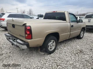 2004 Chevrolet Silverado 1500 LS with VIN 1GCEC14V94Z186793, listed as a Copart auction lot 83448234 with 176,573 mi miles and Clean Title. Bid and sale history available at carsss.com. Image 3.