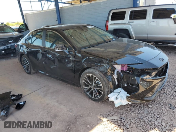 2025 Toyota Camry LE z VIN 4T1DAACK5SU592617, wystawiony jako Copart lot #56370875 z przebiegiem 1 615 mil mil oraz Szkoda całkowita • Salvage title. Historia ofert i sprzedaży dostępna na DreamBid. Obrazek 4.