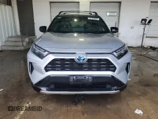 2024 Toyota RAV4 Hybrid XSE with VIN 2T3E6RFVXRW081223, listed as a Copart auction lot 42163285 with 2,167 mi miles and Salvage Title. Bid and sale history available at DreamBid. Image 5.
