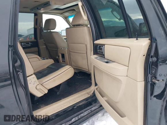 2008 Lincoln Navigator with VIN 5LMFL28578LJ13945, listed as a IAAI auction lot 41472804 with 166,725 mi miles and . Bid and sale history available at DreamBid. Image 8.