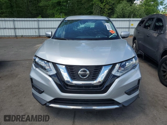 2020 Nissan Rogue SV z VIN 5N1AT2MV4LC794416, wystawiony jako Copart lot #55409355 z przebiegiem 53 389 mil mil oraz Szkoda całkowita • Salvage title. Historia ofert i sprzedaży dostępna na DreamBid. Obrazek 5.