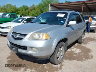 2005 Acura MDX with VIN 2HNYD18205H552503, listed as a IAAI auction lot 42004868 with 210,814 mi miles. Bid and sale history available at carsss.com. Image 2.