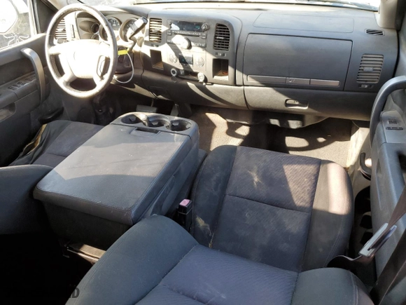 2012 Chevrolet Silverado 1500 LT with VIN 1GCRCSE09CZ149039, listed as a Copart auction lot 46302305 with 273,511 mi miles and Clean Title. Bid and sale history available at carsss.com. Image 8.