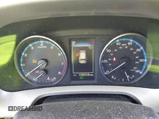 2018 Toyota RAV4 XLE with VIN 2T3RFREV1JW808773, listed as a IAAI auction lot 41595377 with 109,309 mi miles. Bid and sale history available at carsss.com. Image 7.