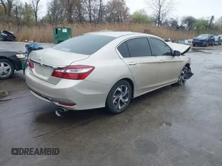 2017 Honda Accord LX with VIN 1HGCR2F36HA189924, listed as a IAAI auction lot 41956124 with 58,117 mi miles. Bid and sale history available at carsss.com. Image 4.
