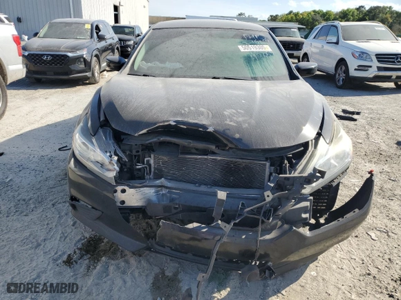 2018 Nissan Altima 2.5 S with VIN 1N4AL3APXJC182059, listed as a Copart auction lot 50519305 with 198,460 mi miles and Salvage Title. Bid and sale history available at carsss.com. Image 5.