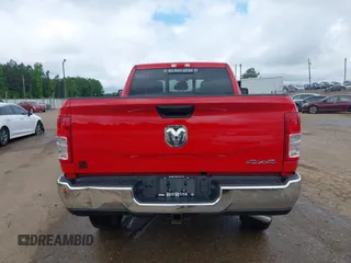 2024 Ram 2500 Tradesman with VIN 3C6UR5CL2RG235185, listed as a IAAI auction lot 42241146 with 11,312 mi miles and . Bid and sale history available at DreamBid. Image 18.