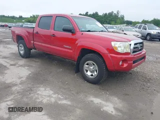 2009 Toyota Tacoma z VIN 3TMMU52N29M012186, wystawiony jako IAAI lot #42471443 z przebiegiem 202 343 mil mil oraz . Historia ofert i sprzedaży dostępna na DreamBid. Obrazek 1.