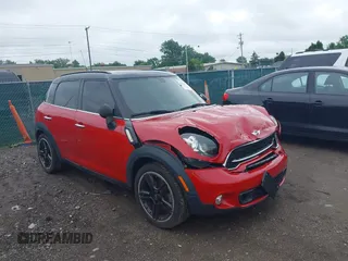 2015 MINI Countryman S with VIN WMWZC3C57FWT04338, listed as a IAAI auction lot 42524134 with 52,137 mi miles and . Bid and sale history available at DreamBid. Image 1.