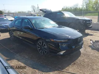 2023 Honda Accord Touring with VIN 1HGCY2F88PA040055, listed as a IAAI auction lot 42092946 with 32,930 mi miles and . Bid and sale history available at DreamBid. Image 1.