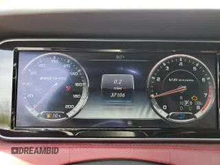 2015 Mercedes-Benz S 63 AMG z VIN WDDXJ7JB3FA001561, wystawiony jako Copart lot #57062885 z przebiegiem 37 106 mil mil oraz Szkody całkowita. Historia ofert i sprzedaży dostępna na DreamBid. Obrazek 9.