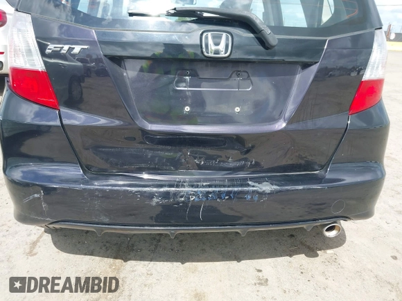2013 Honda Fit Sport с VIN JHMGE8H56DC043291, выставлен на аукционе IAAI как лот 41870050 с пробегом 115 272 миль миль и . История ставок и продаж доступна на DreamBid. Изображение 6.