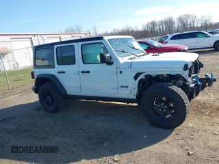 2024 Jeep Wrangler Willys z VIN 1C4RJXN60RW162960, wystawiony jako IAAI lot #41825312 z przebiegiem 16 538 mil mil oraz . Historia ofert i sprzedaży dostępna na DreamBid. Obrazek 13.