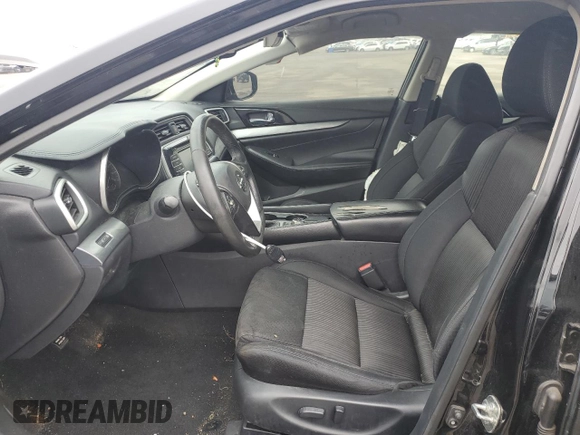 2017 Nissan Maxima S z VIN 1N4AA6AP3HC445820, wystawiony jako Copart lot #49658455 z przebiegiem 92 995 mil mil oraz Szkoda całkowita • Salvage title. Historia ofert i sprzedaży dostępna na DreamBid. Obrazek 7.