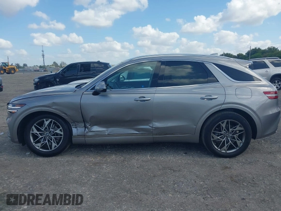 2022 Genesis GV70 2.5T с VIN KMUMADTB4NU059911, выставлен на аукционе IAAI как лот 42149577 с пробегом 22 070 миль миль и . История ставок и продаж доступна на DreamBid. Изображение 14.