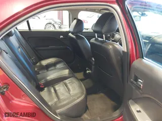 2011 Ford Fusion Hybrid with VIN 3FADP0L33BR155315, listed as a IAAI auction lot 41871715 with 197,345 mi miles. Bid and sale history available at carsss.com. Image 8.