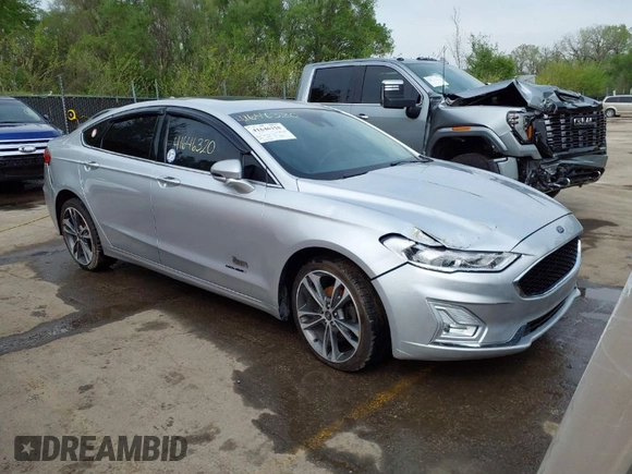 2019 Ford Fusion Titanium with VIN 3FA6P0D91KR187109, listed as a IAAI auction lot 41646320 with 107,125 mi miles. Bid and sale history available at carsss.com. Image 1.