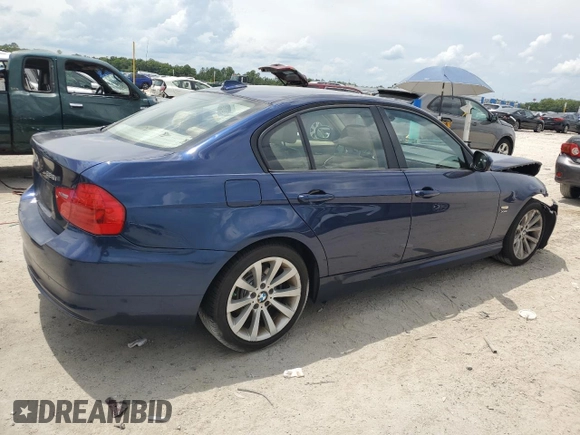 2011 BMW 3 Series 328i xDrive with VIN WBAPK5G50BNN80201, listed as a Copart auction lot 58786025 with 135,156 mi miles and Non repairable. Bid and sale history available at DreamBid. Image 3.