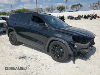 2021 GMC Terrain SLE z VIN 3GKALMEV8ML333938, wystawiony jako Copart lot #55214055 z przebiegiem 50 106 mil mil oraz Nie do naprawy • Non repairable. Historia ofert i sprzedaży dostępna na DreamBid. Obrazek 4.