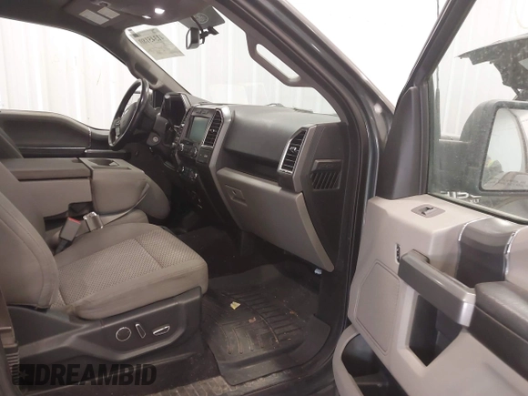 2015 Ford F-150 XLT with VIN 1FTEW1EP0FKE41589, listed as a IAAI auction lot 41345180 with 152,772 mi miles. Bid and sale history available at carsss.com. Image 5.