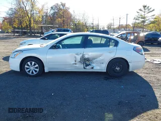 2011 Nissan Altima S with VIN 1N4AL2AP0BN453145, listed as a IAAI auction lot 40612844 with 95,693 mi miles and . Bid and sale history available at DreamBid. Image 14.