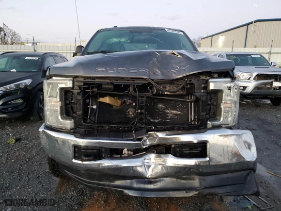 2017 Ford Super Duty F-250 SRW Lariat with VIN 1FT7W2BT7HEC15437, listed as a Copart auction lot 42509505 with 209,180 mi miles and Salvage Title. Bid and sale history available at carsss.com. Image 5.