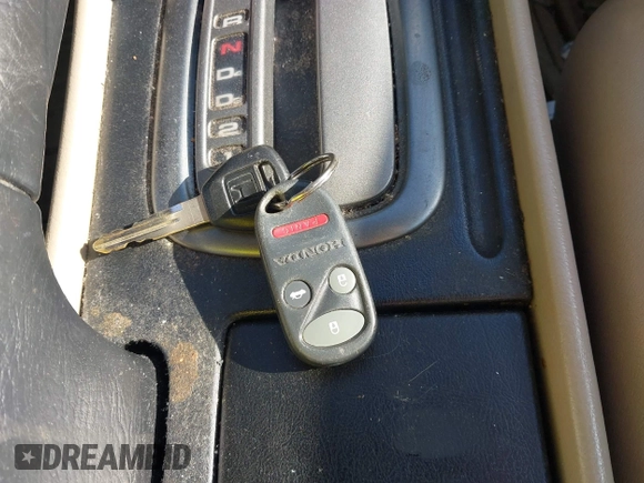 2001 Honda Accord EX с VIN 1HGCG22511A020199, выставлен на аукционе IAAI как лот 42240743 с пробегом 187 821 миль миль и . История ставок и продаж доступна на DreamBid. Изображение 11.