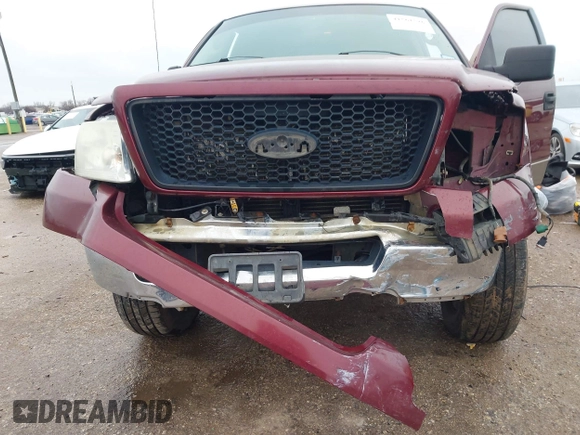 2004 Ford F-150 STX with VIN 1FTRX12WX4NC32379, listed as a IAAI auction lot 41561526 with 171,662 mi miles. Bid and sale history available at carsss.com. Image 6.