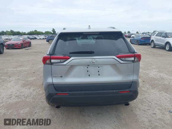 2020 Toyota RAV4 XLE with VIN 2T3W1RFV4LW094687, listed as a IAAI auction lot 42652039 with 56,693 mi miles and . Bid and sale history available at DreamBid. Image 16.