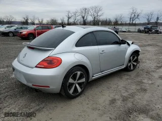 2012 Volkswagen Beetle 2.0T Turbo w/Sun/Sound PZEV with VIN 3VWVA7AT8CM628164, listed as a Copart auction lot 85227914 with 89,403 mi miles and Salvage Title. Bid and sale history available at carsss.com. Image 3.