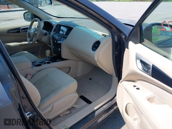 2014 Nissan Pathfinder S with VIN 5N1AR2MM3EC723572, listed as a IAAI auction lot 42657522 with 138,328 mi miles and . Bid and sale history available at DreamBid. Image 5.