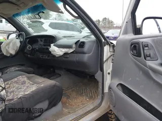 1999 Dodge Dakota SLT with VIN 1B7GG22X3XS223969, listed as a IAAI auction lot 41329085 with 185,859 mi miles and . Bid and sale history available at carsss.com. Image 5.