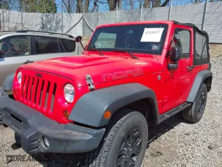 2013 Jeep Wrangler Sahara with VIN 1C4AJWBG8DL581783, listed as a IAAI auction lot 42126522 with 40,101 mi miles. Bid and sale history available at carsss.com. Image 6.