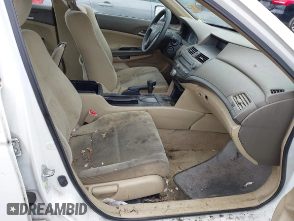 2008 Honda Accord LX z VIN 1HGCP26328A094427, wystawiony jako IAAI lot #42305035 z przebiegiem 182 031 mil mil oraz . Historia ofert i sprzedaży dostępna na DreamBid. Obrazek 5.