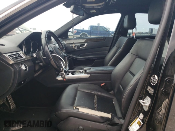 2015 Mercedes-Benz E 350 Sport with VIN WDDHF5KB1FB085821, listed as a Copart auction lot 43176365 with 128,177 mi miles and Salvage title. Bid and sale history available at DreamBid. Image 7.