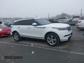 2018 Land Rover Range Rover Velar S z VIN SALYB2RX5JA722934, wystawiony jako IAAI lot #41620738 z przebiegiem 96 804 mil mil oraz . Historia ofert i sprzedaży dostępna na DreamBid. Obrazek 12.