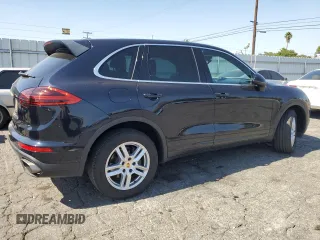 2016 Porsche Cayenne z VIN WP1AA2A25GKA08699, wystawiony jako Copart lot #57977705 z przebiegiem 160 088 mil mil oraz Tytuł czysty. Historia ofert i sprzedaży dostępna na DreamBid. Obrazek 3.