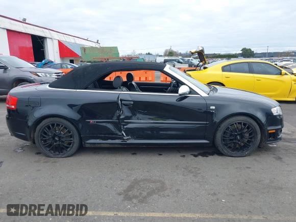 2008 Audi RS 4 z VIN WUAYU48H48K800151, wystawiony jako IAAI lot #41744495 z przebiegiem 83 424 mil mil oraz . Historia ofert i sprzedaży dostępna na DreamBid. Obrazek 13.