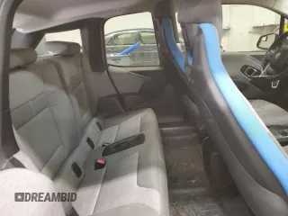2017 BMW i3 z VIN WBY1Z8C3XHV890664, wystawiony jako Copart lot #44791935 z przebiegiem 97 864 mil mil oraz Szkody całkowita. Historia ofert i sprzedaży dostępna na DreamBid. Obrazek 10.