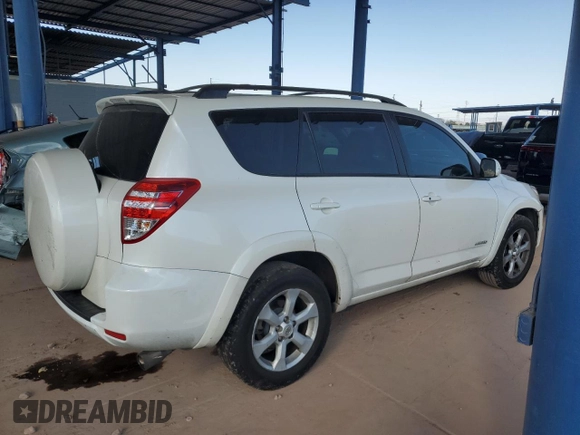 2011 Toyota RAV4 Limited z VIN 2T3YK4DV5BW012945, wystawiony jako Copart lot #84175294 z przebiegiem 217 581 mil mil oraz Szkoda całkowita • Salvage title. Historia ofert i sprzedaży dostępna na DreamBid. Obrazek 3.